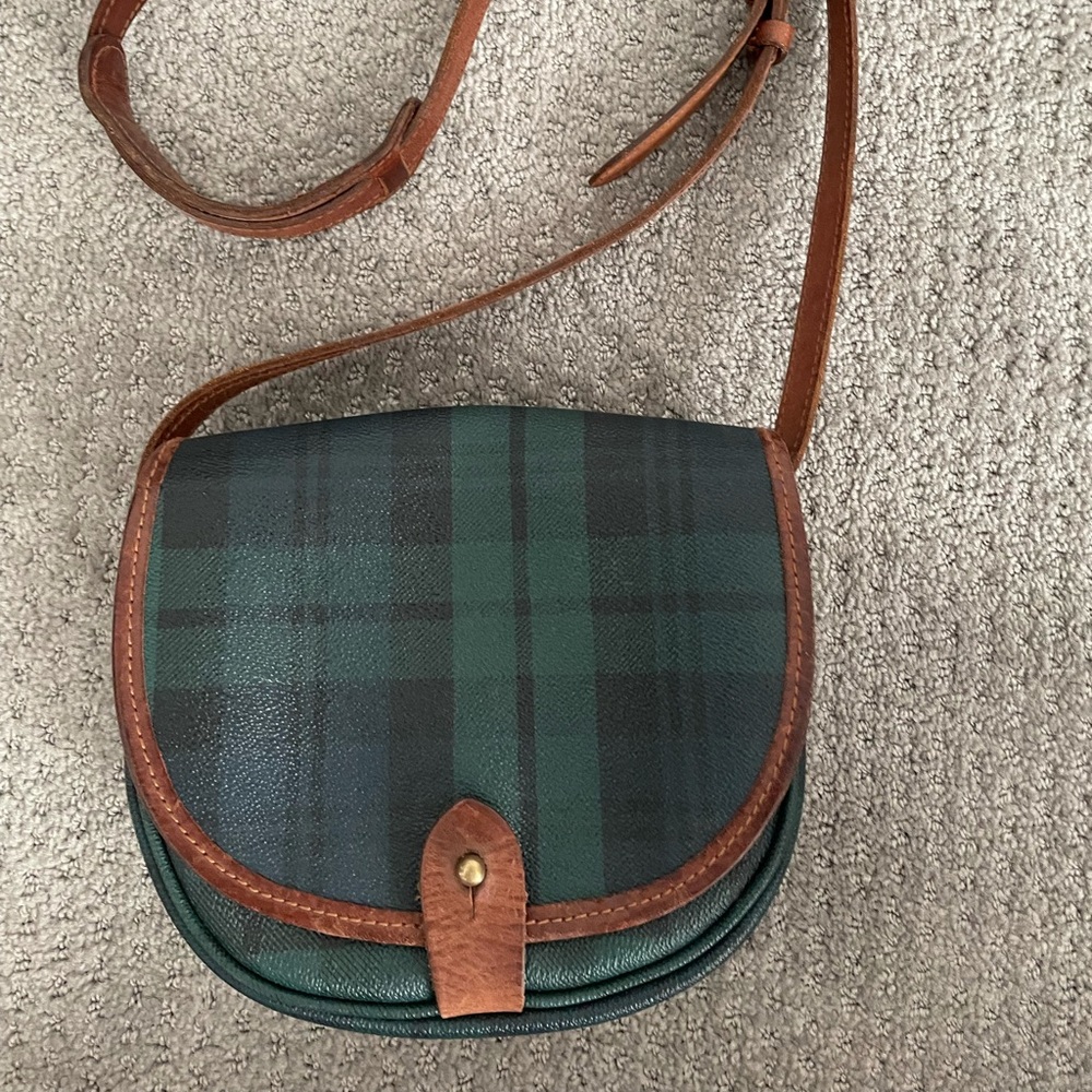 Vintage 80s. Crossbody/one shoulder. Some stains.